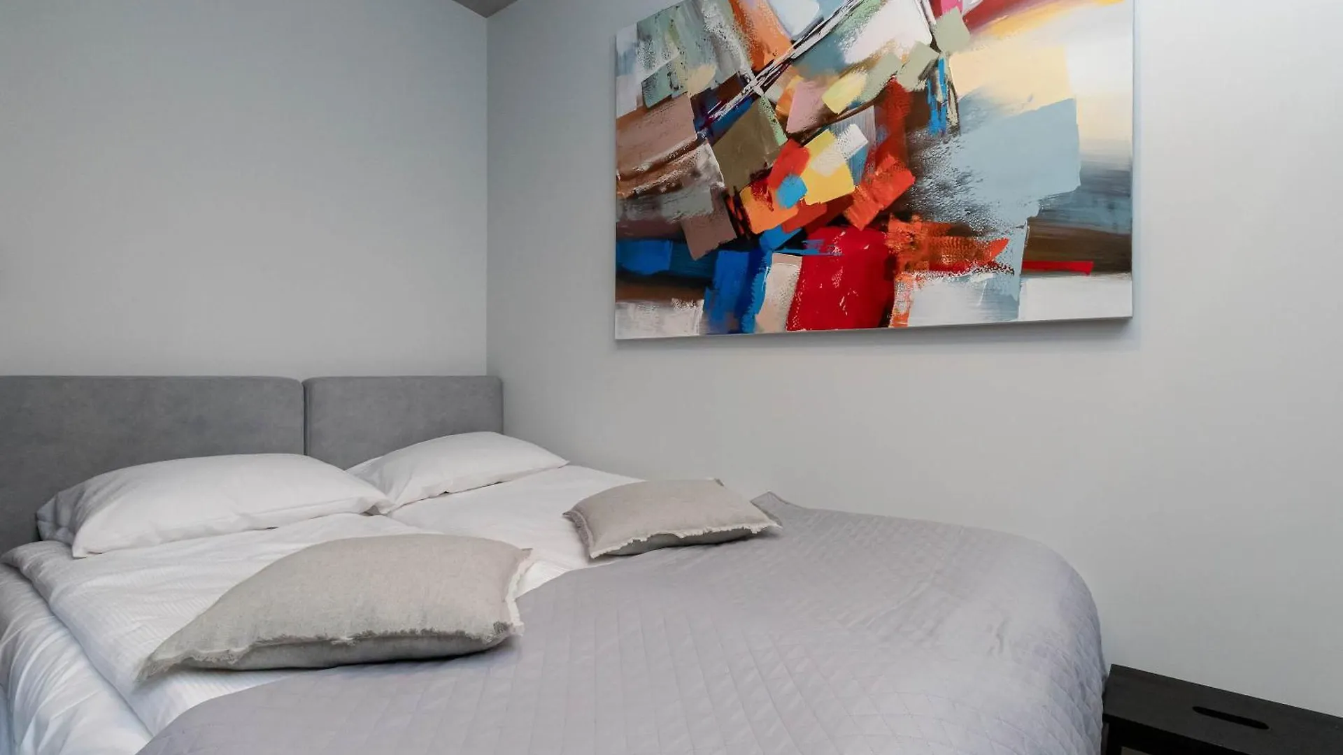 Stylish Apartment With Parking Sienna Grobla In Gdansk By Noclegi Renters Polen